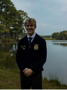 Zachary Binnie - New Castle County Women's Committee Scholarship Recipient